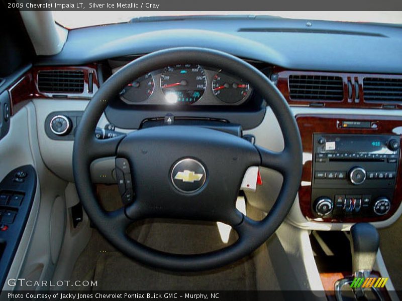Silver Ice Metallic / Gray 2009 Chevrolet Impala LT