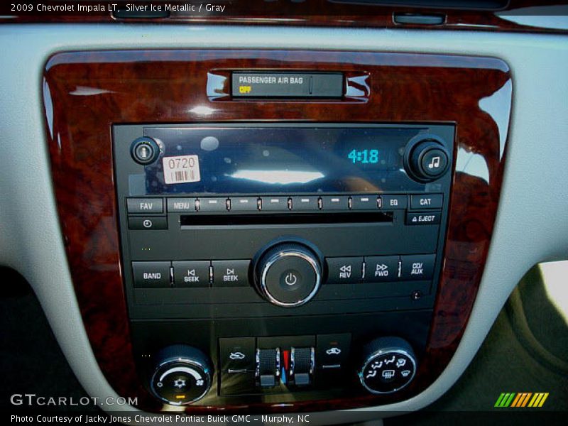 Silver Ice Metallic / Gray 2009 Chevrolet Impala LT