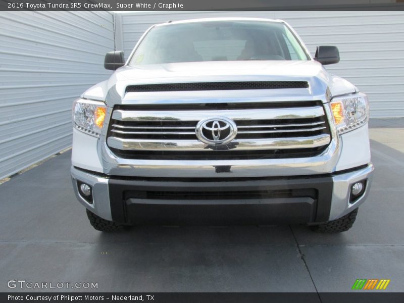 Super White / Graphite 2016 Toyota Tundra SR5 CrewMax