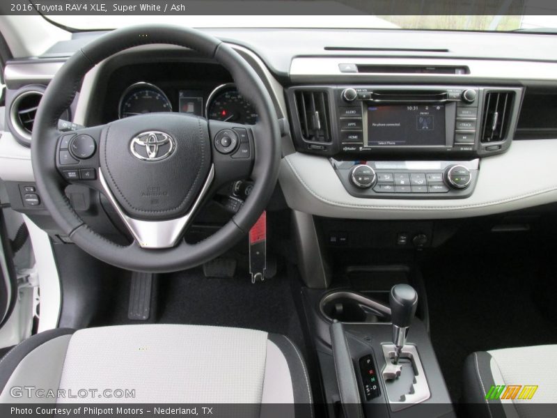 Super White / Ash 2016 Toyota RAV4 XLE