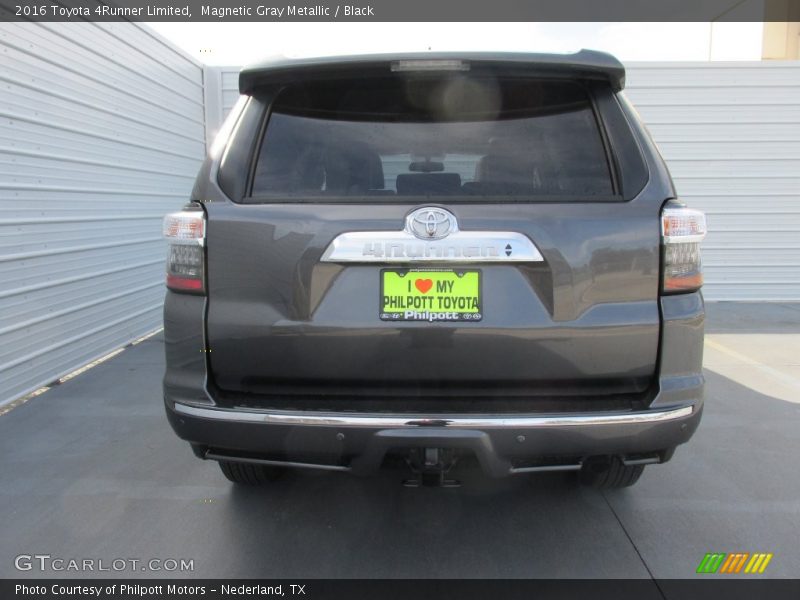Magnetic Gray Metallic / Black 2016 Toyota 4Runner Limited