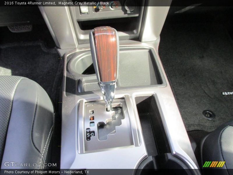 Magnetic Gray Metallic / Black 2016 Toyota 4Runner Limited