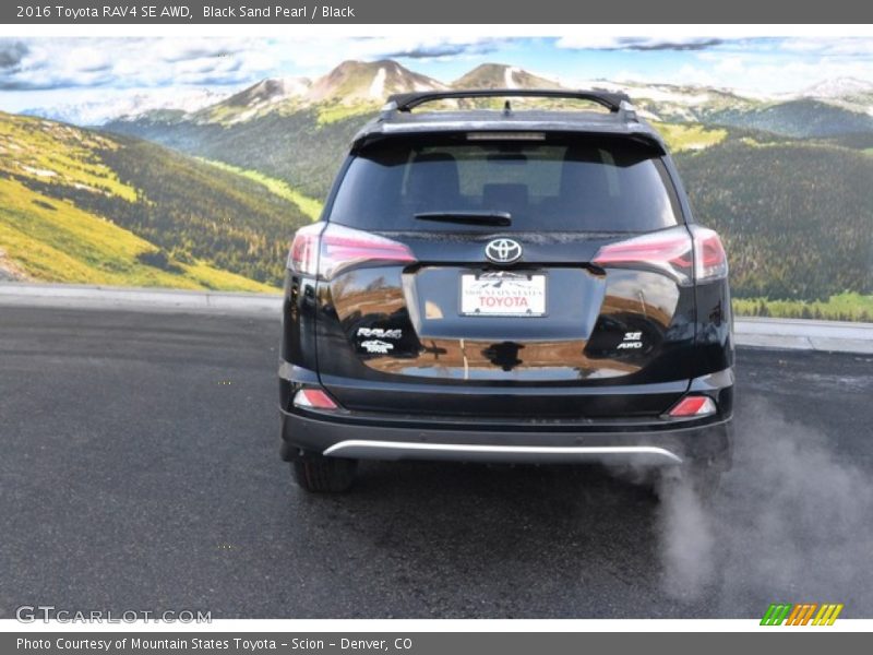 Black Sand Pearl / Black 2016 Toyota RAV4 SE AWD