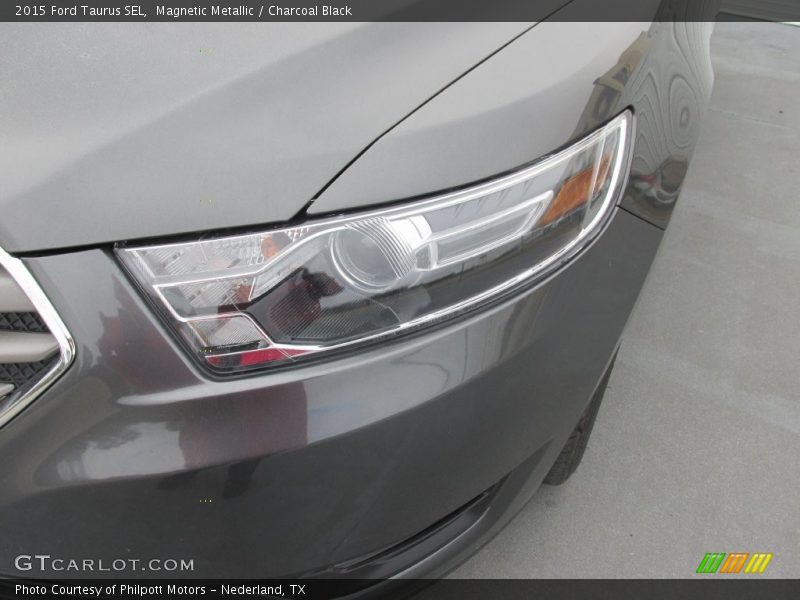 Magnetic Metallic / Charcoal Black 2015 Ford Taurus SEL