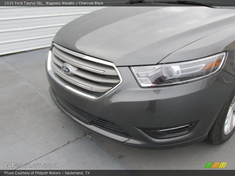 Magnetic Metallic / Charcoal Black 2015 Ford Taurus SEL