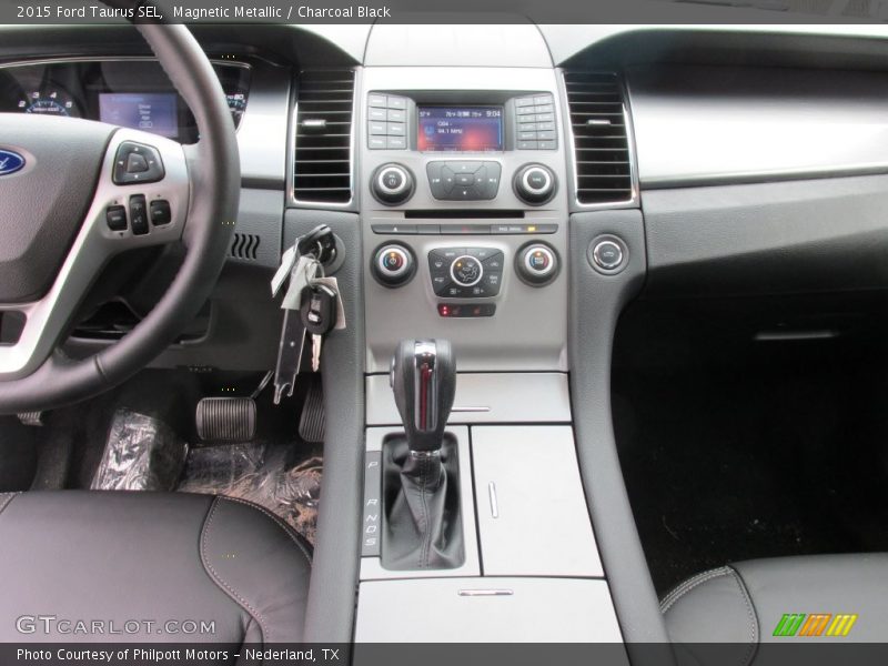 Magnetic Metallic / Charcoal Black 2015 Ford Taurus SEL