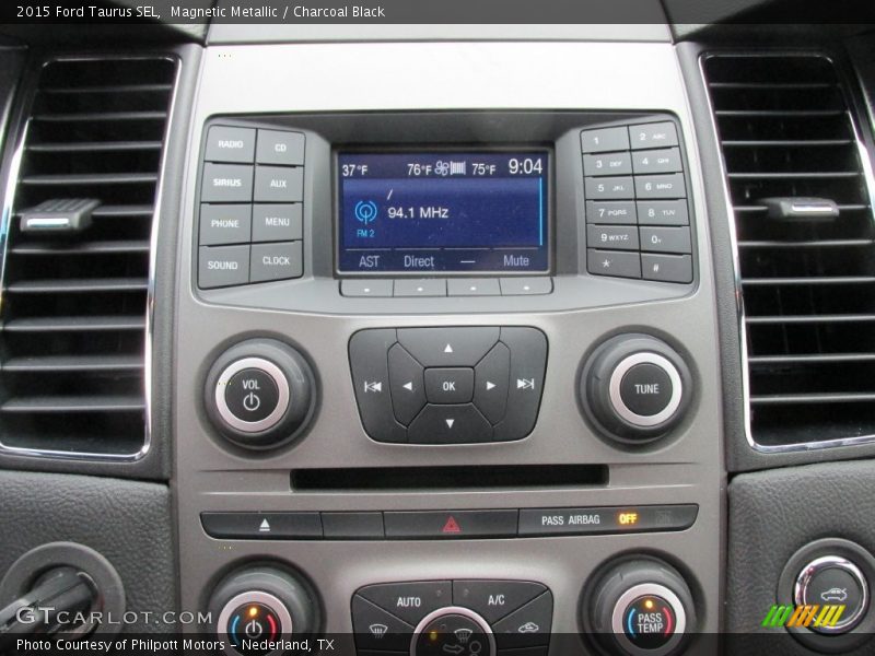 Magnetic Metallic / Charcoal Black 2015 Ford Taurus SEL
