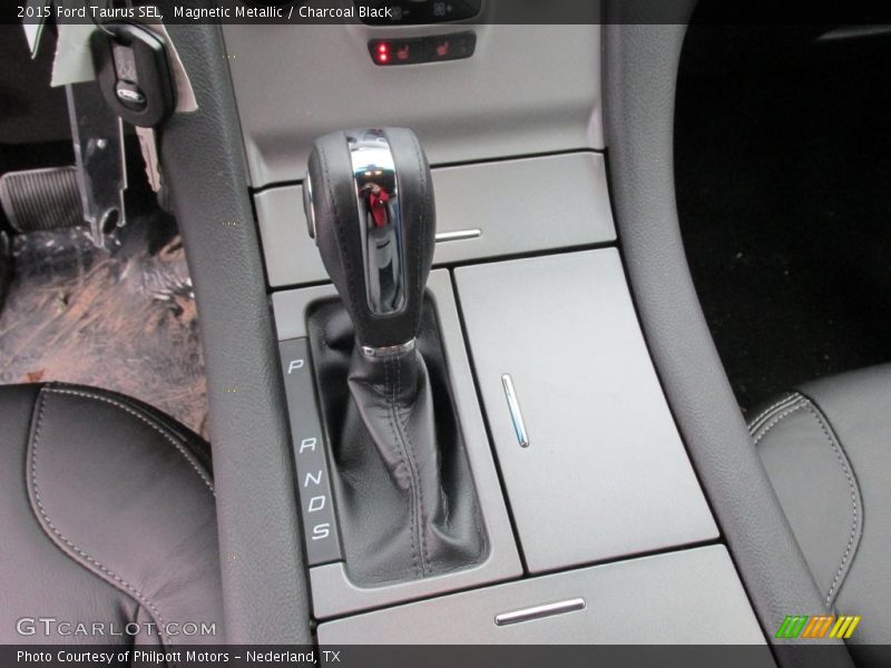 Magnetic Metallic / Charcoal Black 2015 Ford Taurus SEL