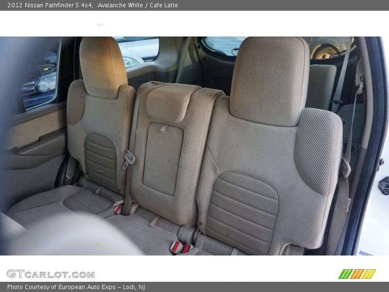 Avalanche White / Cafe Latte 2012 Nissan Pathfinder S 4x4
