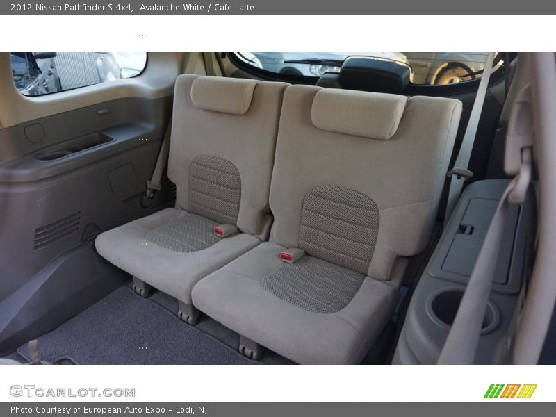 Avalanche White / Cafe Latte 2012 Nissan Pathfinder S 4x4