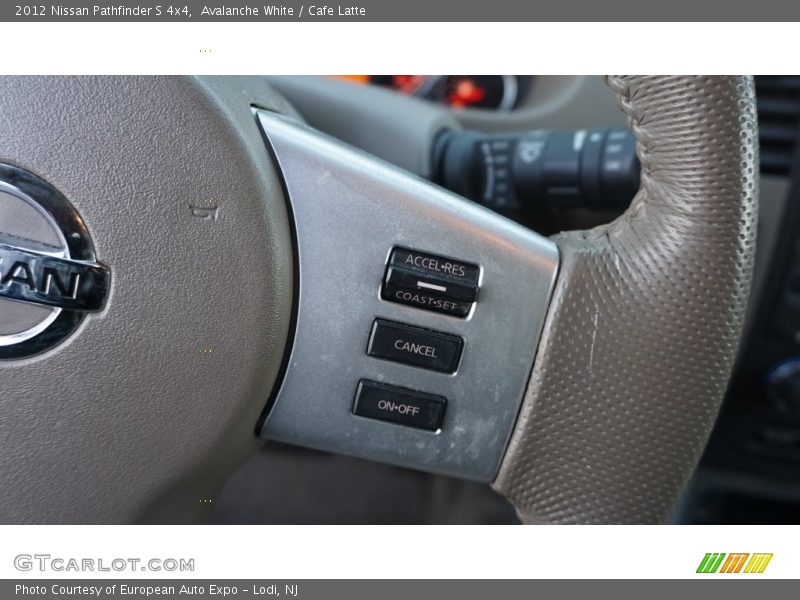 Avalanche White / Cafe Latte 2012 Nissan Pathfinder S 4x4