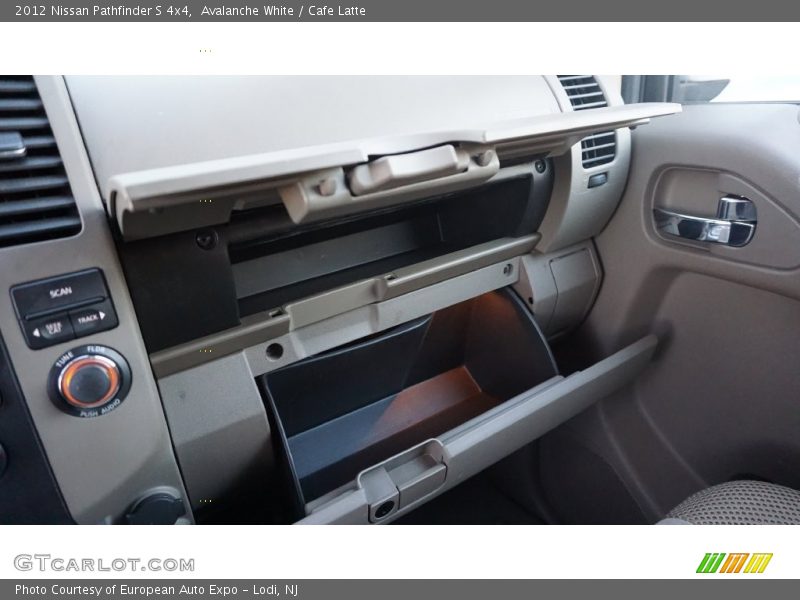 Avalanche White / Cafe Latte 2012 Nissan Pathfinder S 4x4