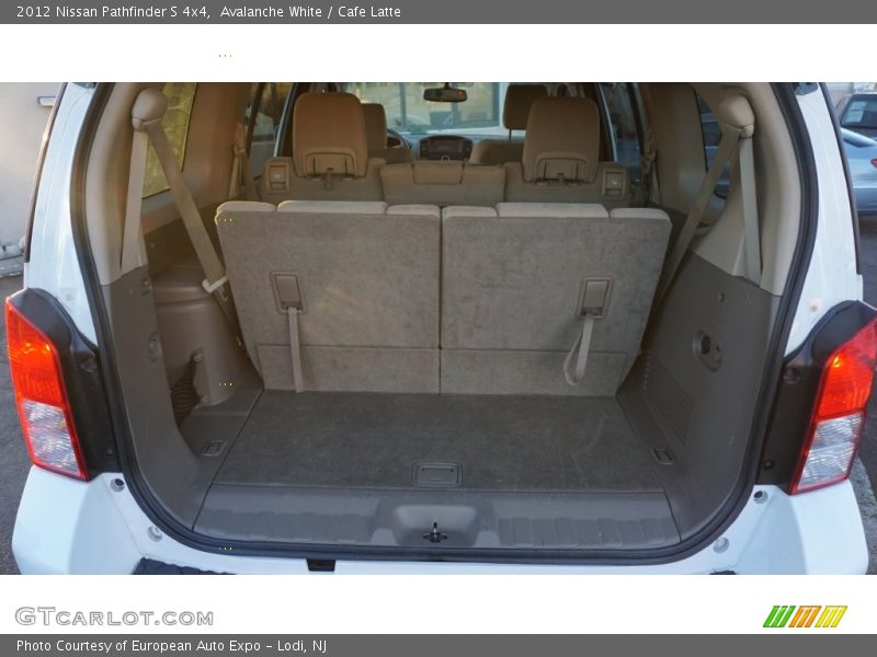 Avalanche White / Cafe Latte 2012 Nissan Pathfinder S 4x4
