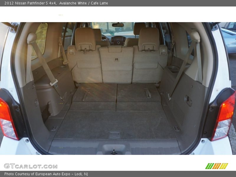 Avalanche White / Cafe Latte 2012 Nissan Pathfinder S 4x4