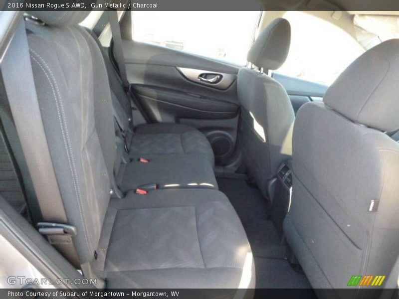 Gun Metallic / Charcoal 2016 Nissan Rogue S AWD