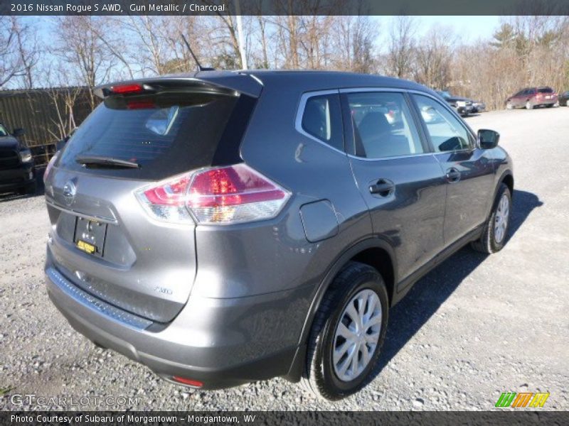 Gun Metallic / Charcoal 2016 Nissan Rogue S AWD