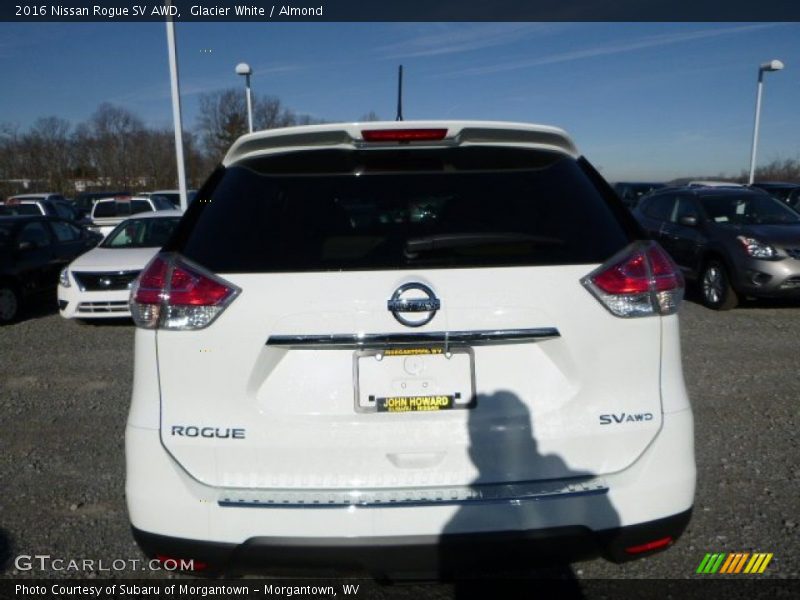 Glacier White / Almond 2016 Nissan Rogue SV AWD