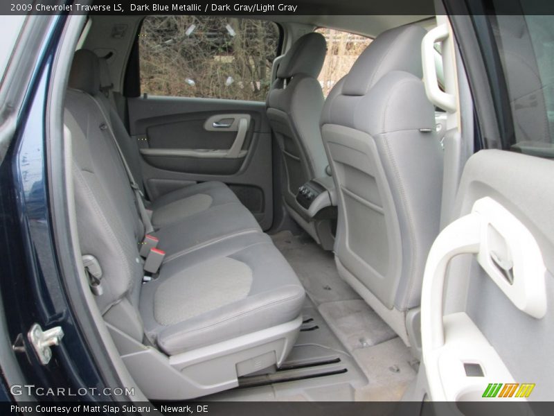 Dark Blue Metallic / Dark Gray/Light Gray 2009 Chevrolet Traverse LS