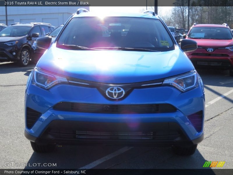 Electric Storm Blue / Black 2016 Toyota RAV4 LE
