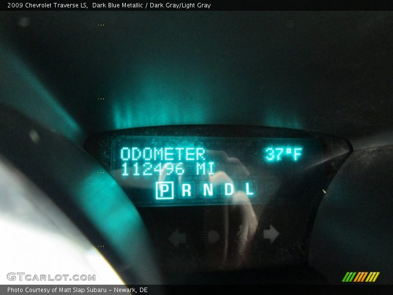 Dark Blue Metallic / Dark Gray/Light Gray 2009 Chevrolet Traverse LS