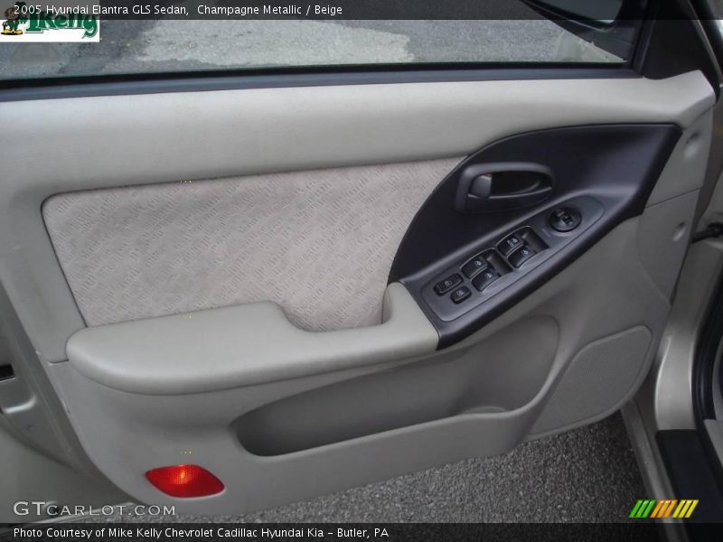 Champagne Metallic / Beige 2005 Hyundai Elantra GLS Sedan
