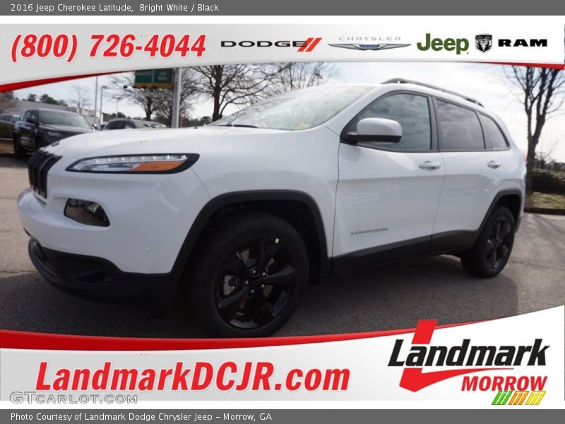 Bright White / Black 2016 Jeep Cherokee Latitude