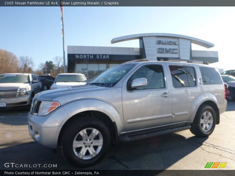 Silver Lightning Metallic / Graphite 2005 Nissan Pathfinder LE 4x4