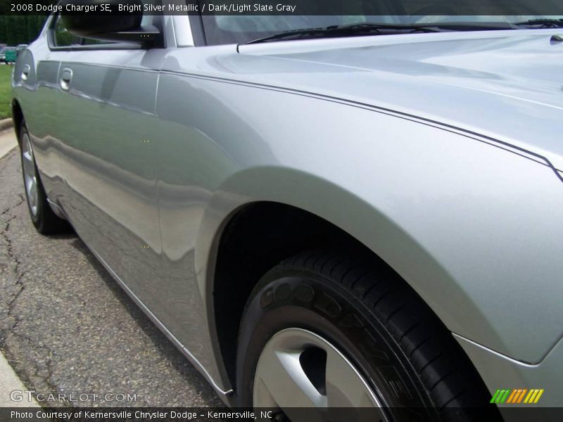 Bright Silver Metallic / Dark/Light Slate Gray 2008 Dodge Charger SE