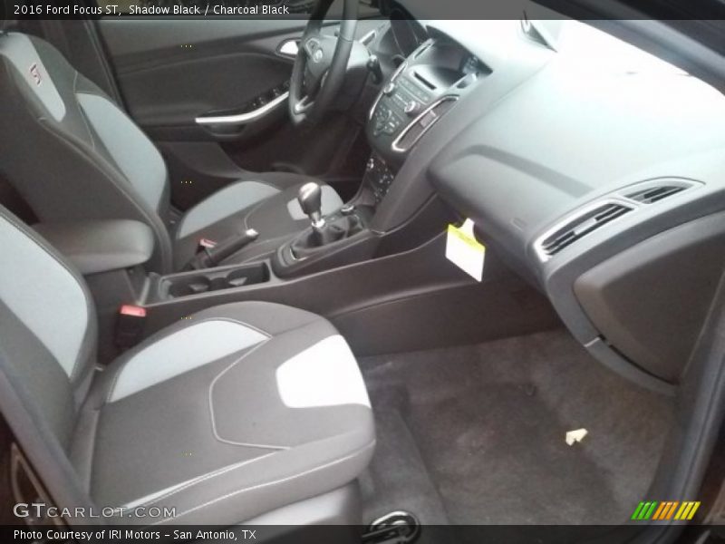 Shadow Black / Charcoal Black 2016 Ford Focus ST