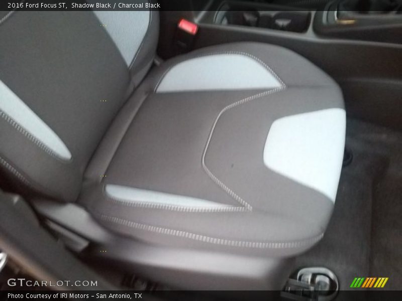 Shadow Black / Charcoal Black 2016 Ford Focus ST