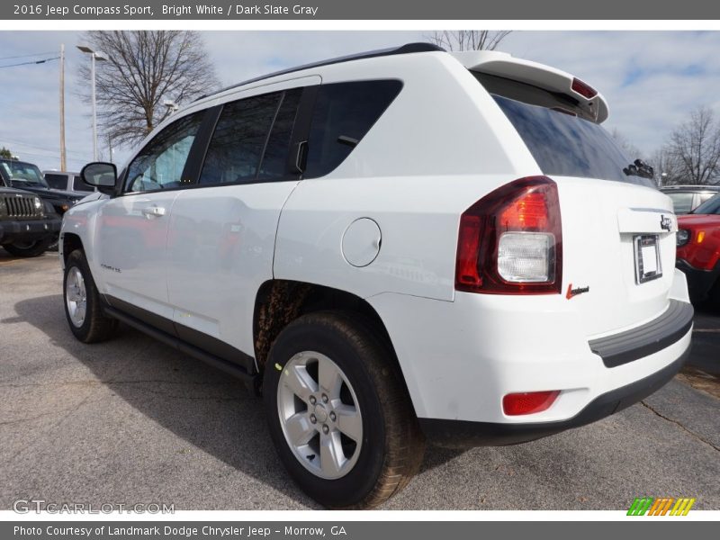 Bright White / Dark Slate Gray 2016 Jeep Compass Sport