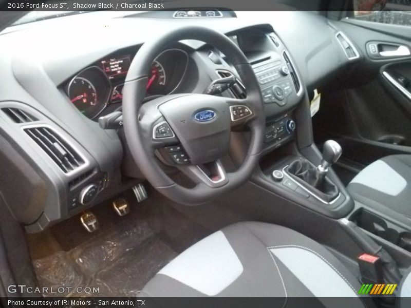 Shadow Black / Charcoal Black 2016 Ford Focus ST