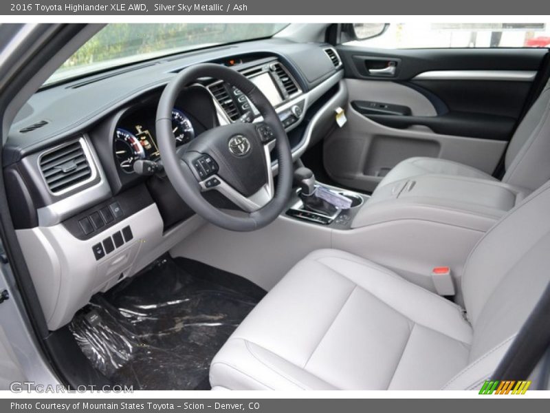 Ash Interior - 2016 Highlander XLE AWD 