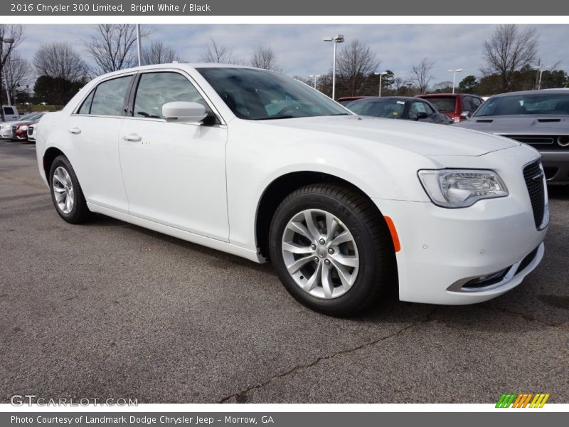 Bright White / Black 2016 Chrysler 300 Limited