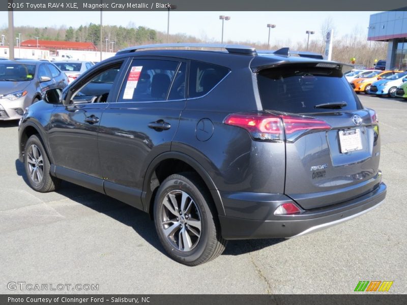 Magnetic Gray Metallic / Black 2016 Toyota RAV4 XLE