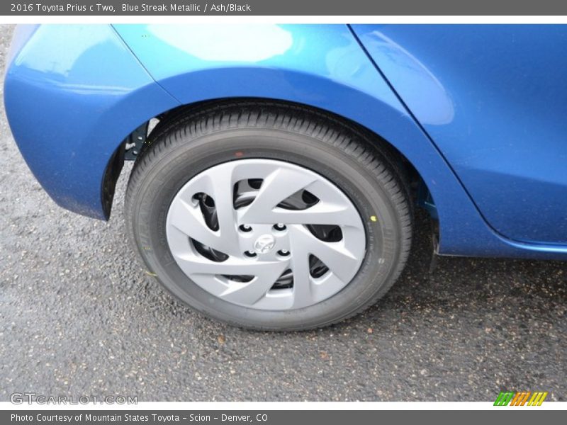 Blue Streak Metallic / Ash/Black 2016 Toyota Prius c Two