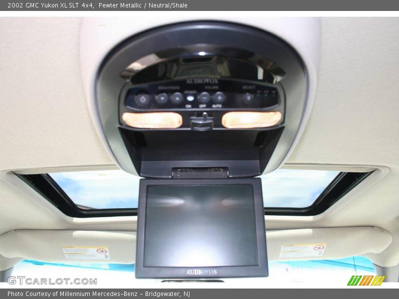 Pewter Metallic / Neutral/Shale 2002 GMC Yukon XL SLT 4x4