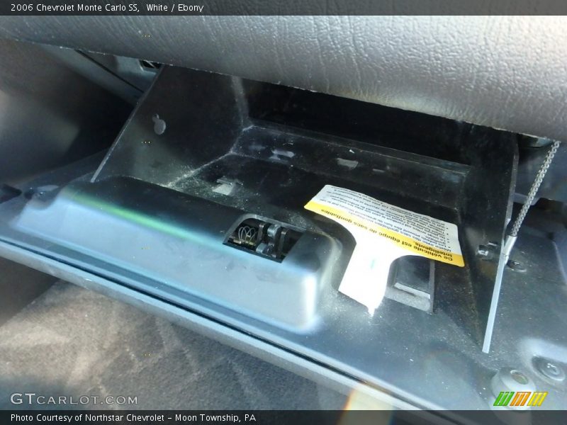 White / Ebony 2006 Chevrolet Monte Carlo SS