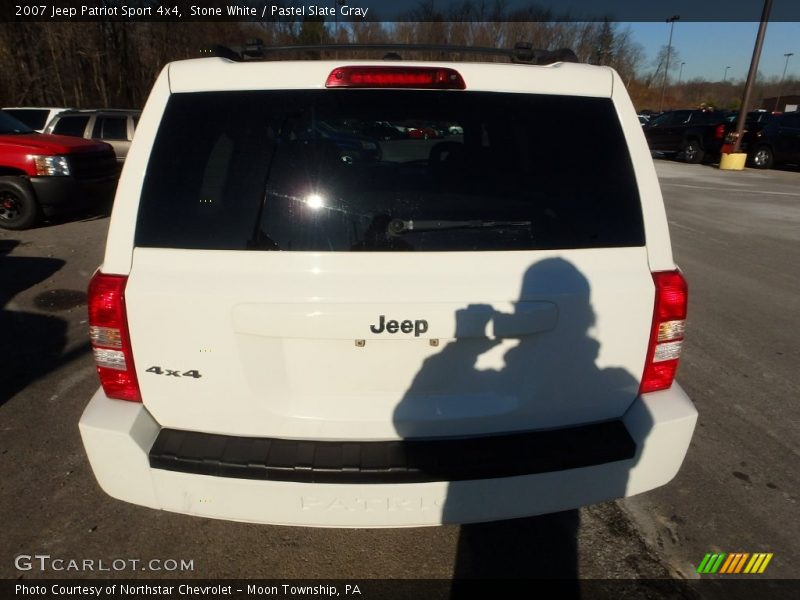 Stone White / Pastel Slate Gray 2007 Jeep Patriot Sport 4x4
