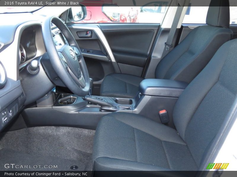 Super White / Black 2016 Toyota RAV4 LE