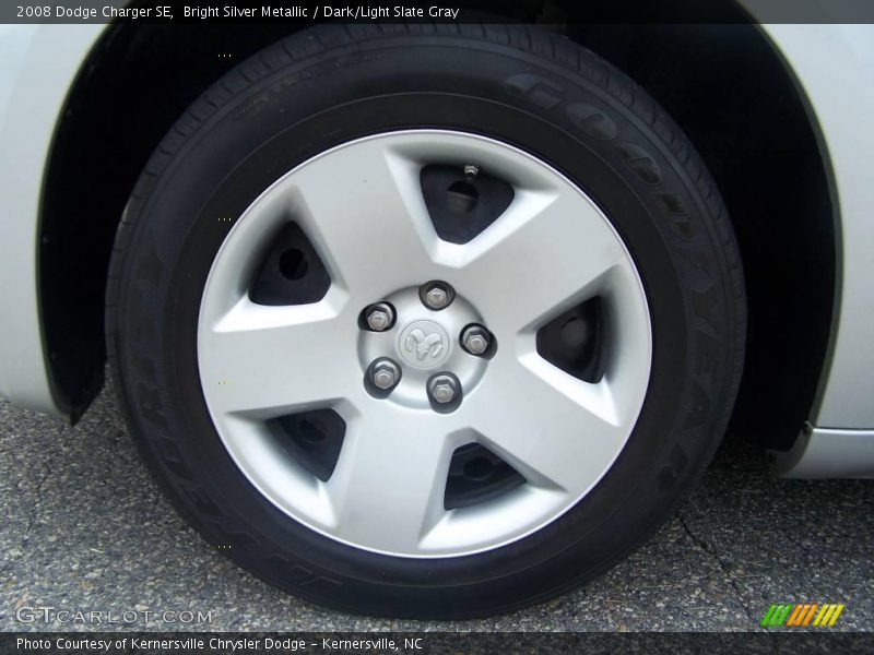 Bright Silver Metallic / Dark/Light Slate Gray 2008 Dodge Charger SE