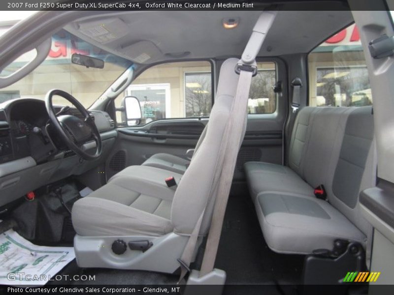 Oxford White Clearcoat / Medium Flint 2007 Ford F250 Super Duty XL SuperCab 4x4