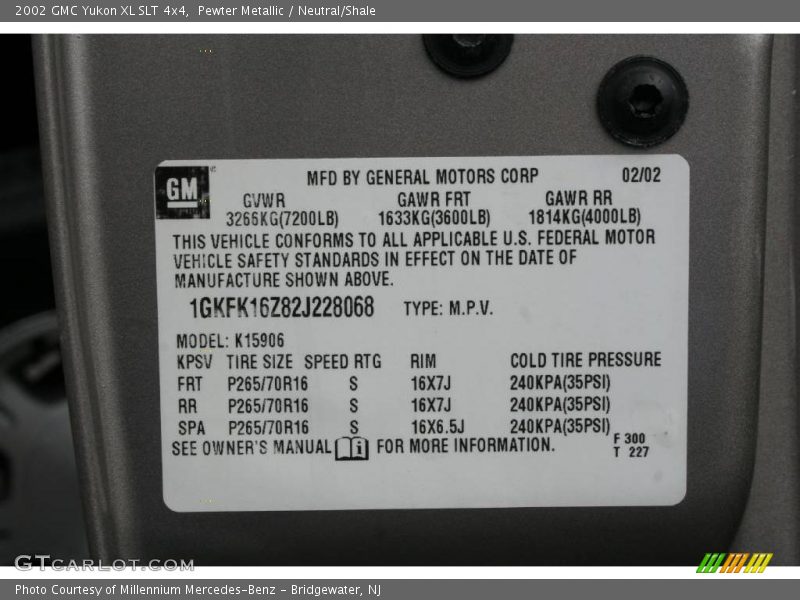 Pewter Metallic / Neutral/Shale 2002 GMC Yukon XL SLT 4x4