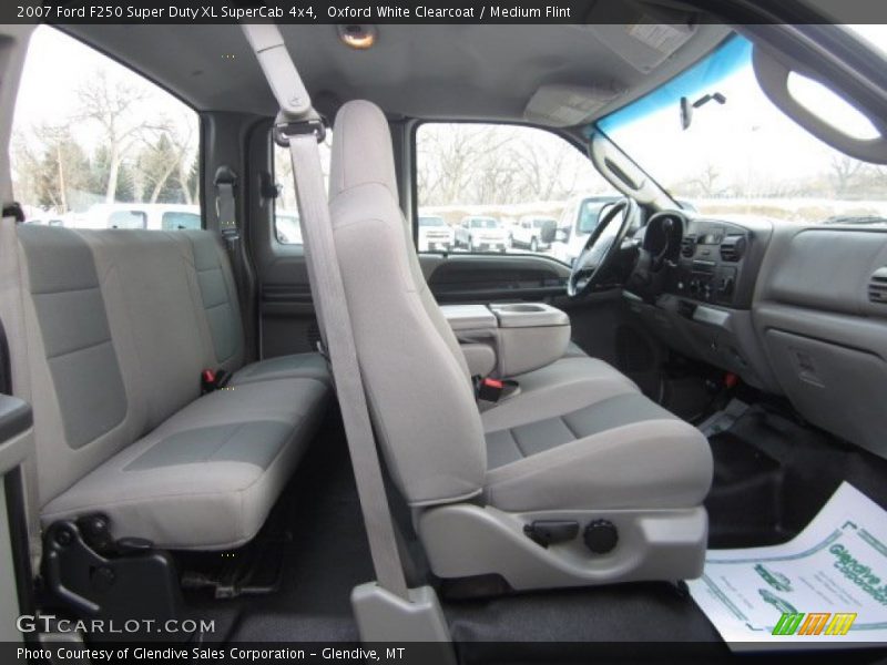 Oxford White Clearcoat / Medium Flint 2007 Ford F250 Super Duty XL SuperCab 4x4
