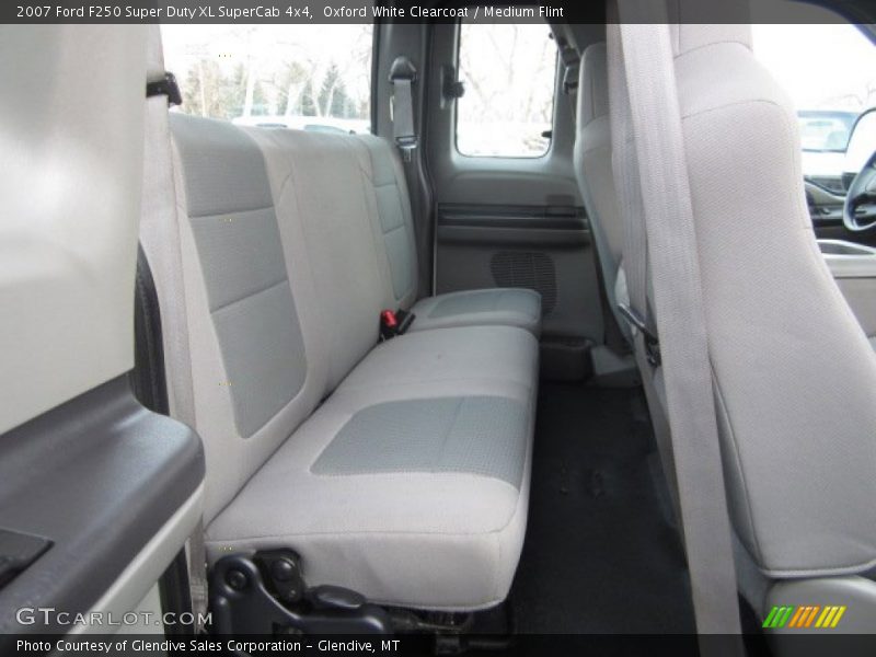 Oxford White Clearcoat / Medium Flint 2007 Ford F250 Super Duty XL SuperCab 4x4