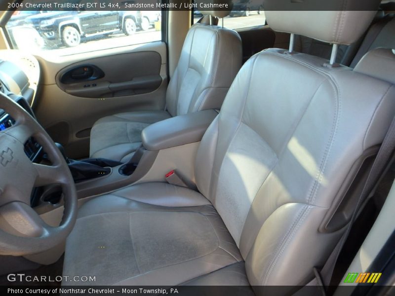 Sandstone Metallic / Light Cashmere 2004 Chevrolet TrailBlazer EXT LS 4x4