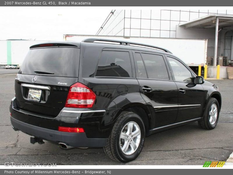 Black / Macadamia 2007 Mercedes-Benz GL 450