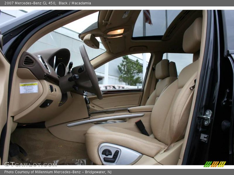 Black / Macadamia 2007 Mercedes-Benz GL 450