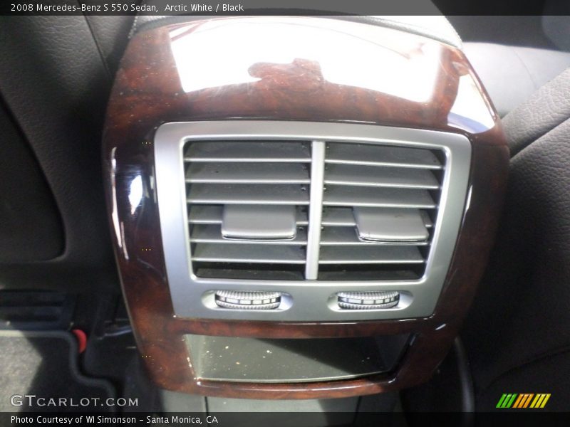 Arctic White / Black 2008 Mercedes-Benz S 550 Sedan