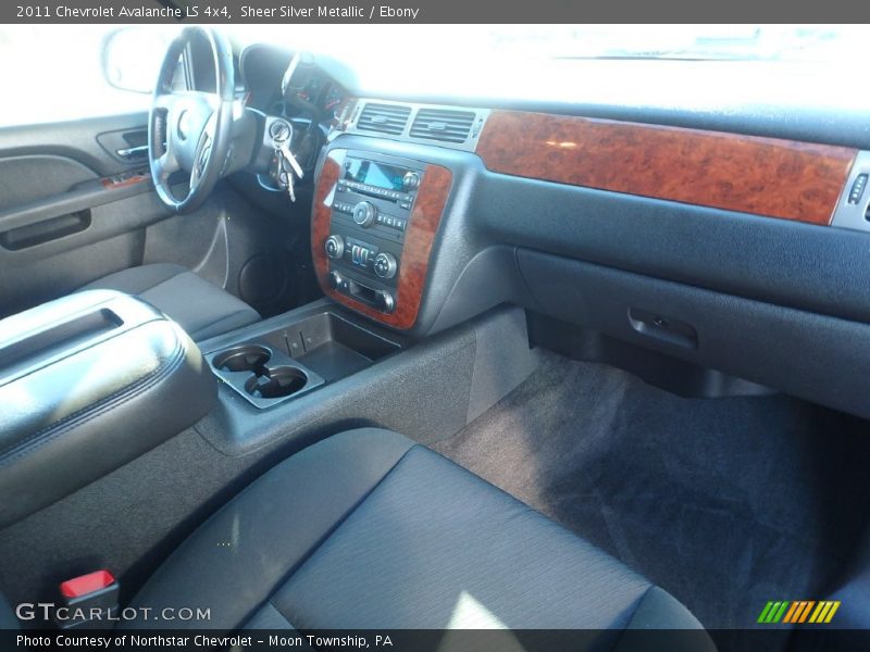 Sheer Silver Metallic / Ebony 2011 Chevrolet Avalanche LS 4x4